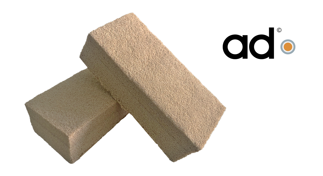Dry cleaning sponge